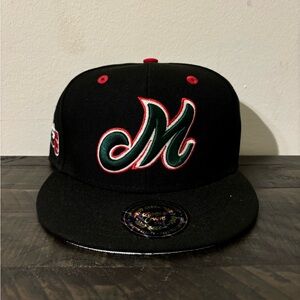 Brand New, never been worn, Mexico 7 3/8 fitted hat.